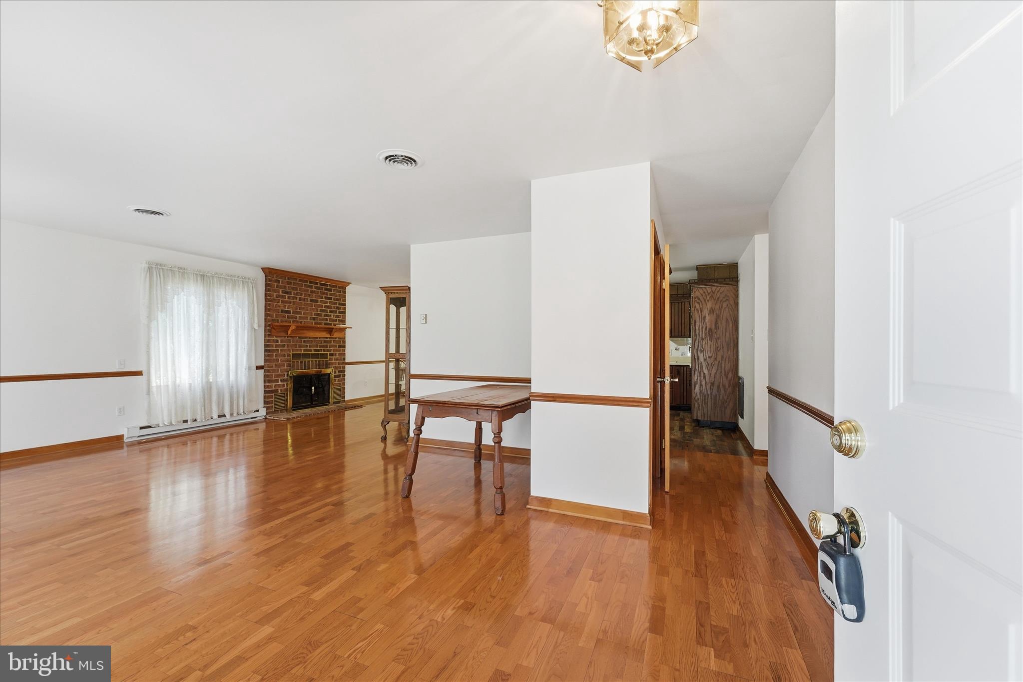 10208 MAR ROCK DRIVE