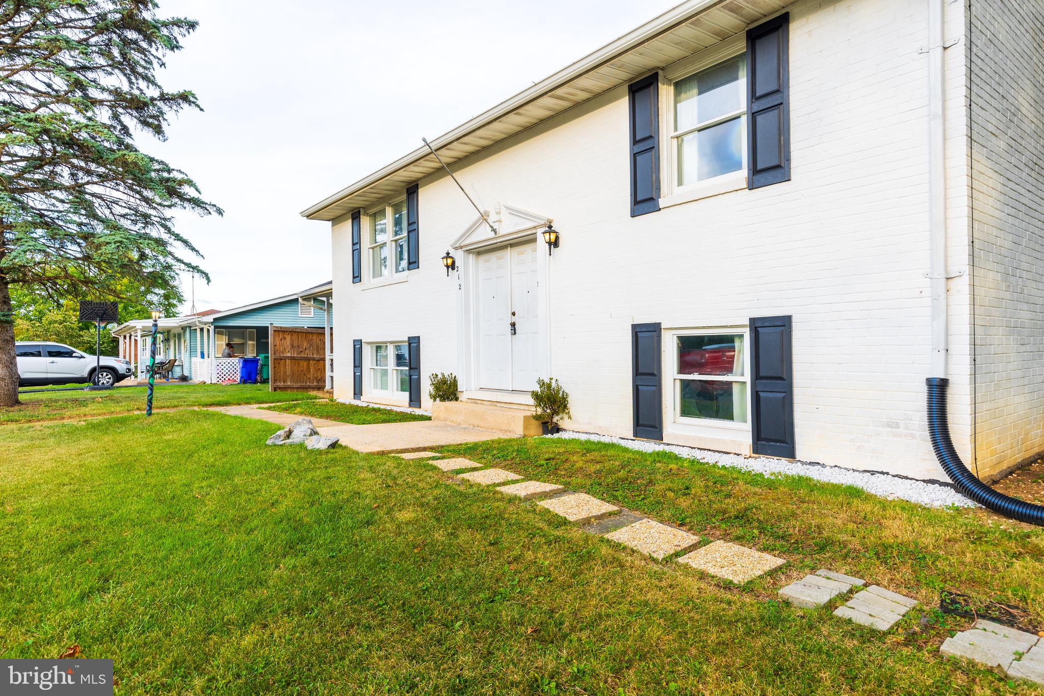 HAGERSTOWN - Residential