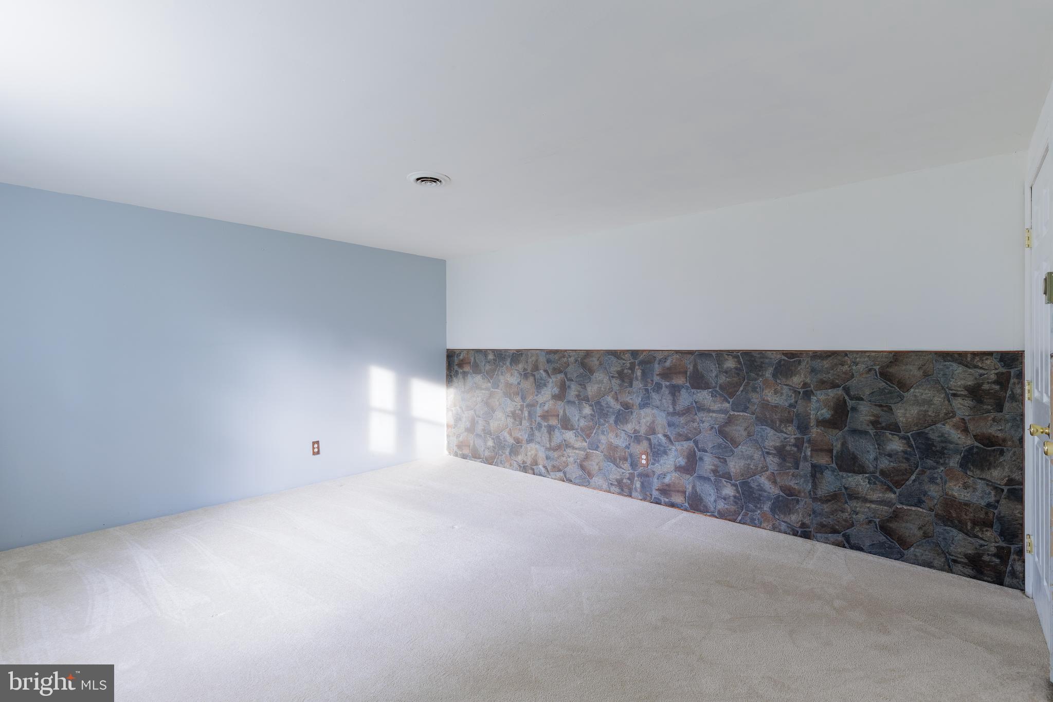 HAGERSTOWN - Residential