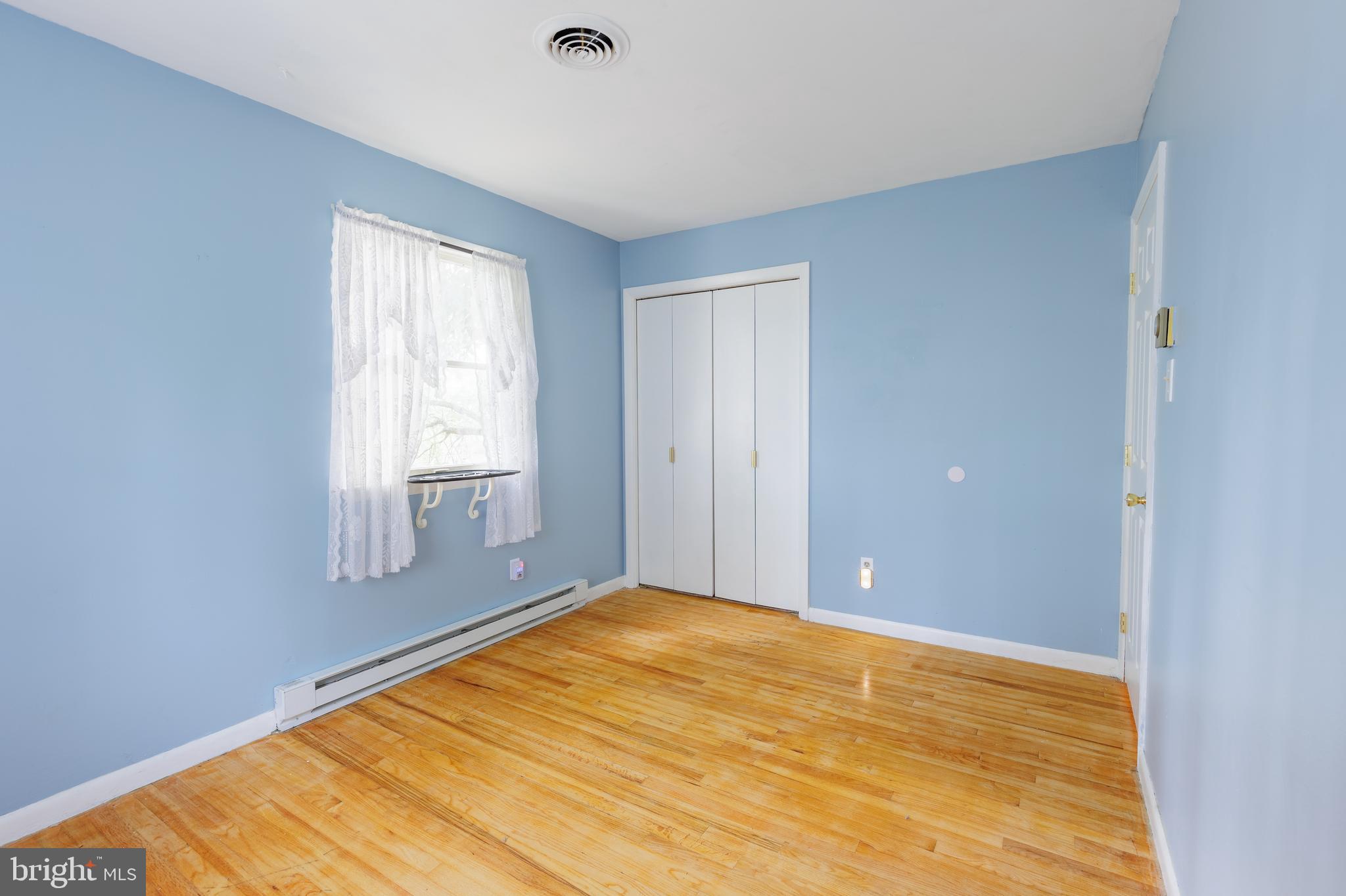 HAGERSTOWN - Residential