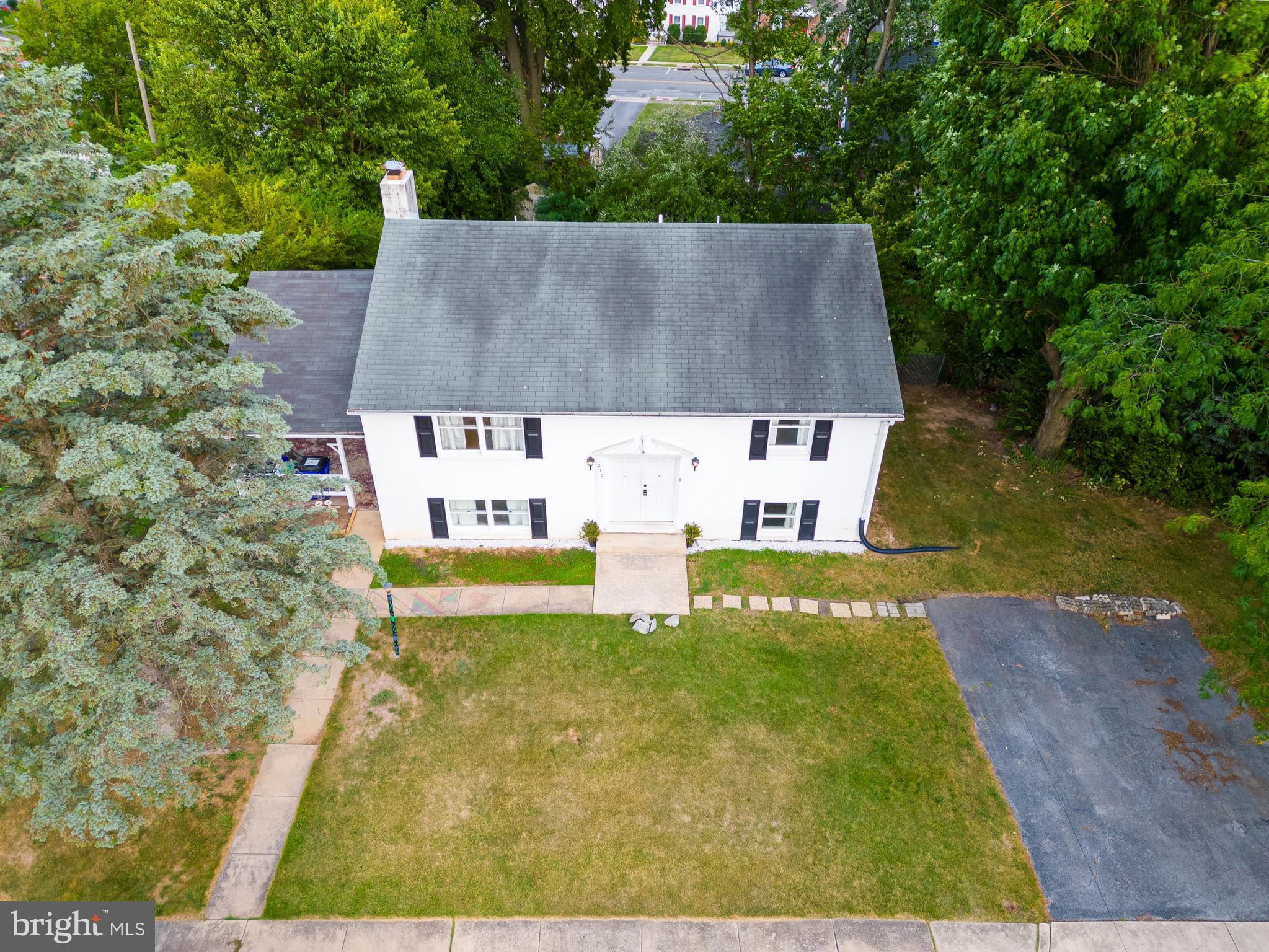 HAGERSTOWN - Residential