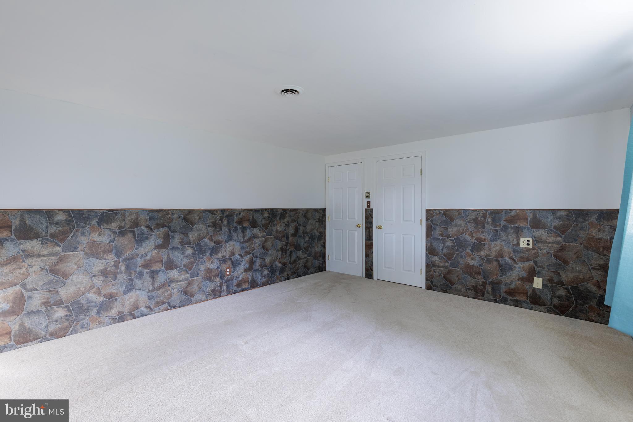 HAGERSTOWN - Residential