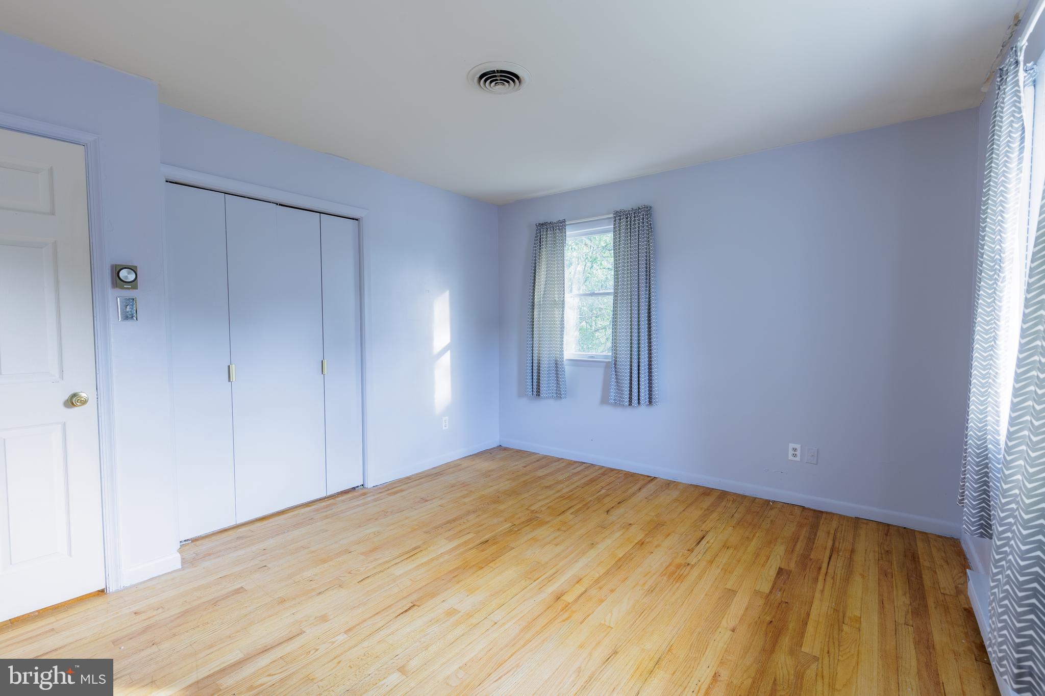 HAGERSTOWN - Residential