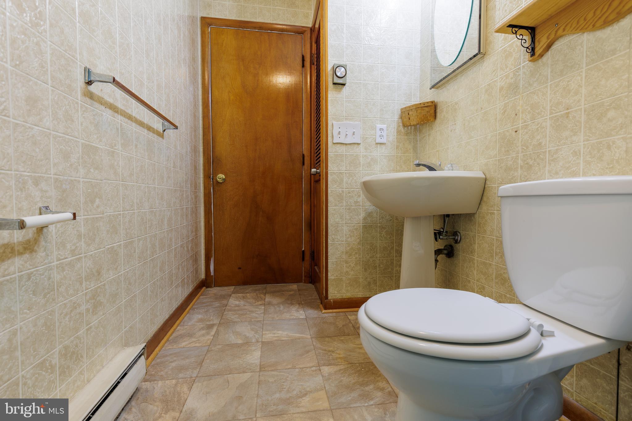 HAGERSTOWN - Residential