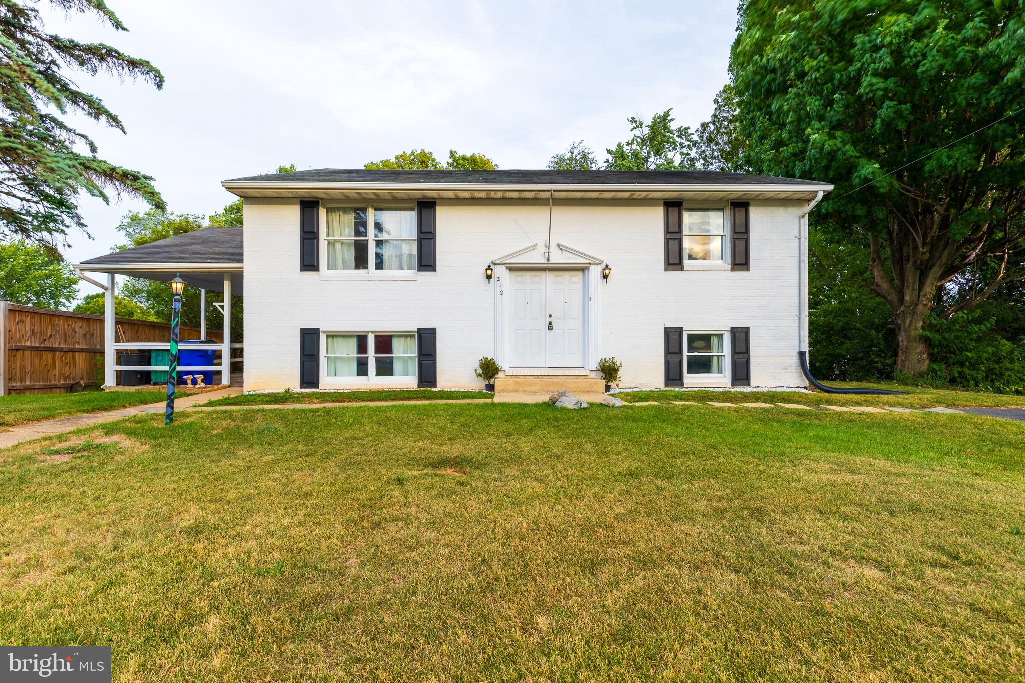 HAGERSTOWN - Residential