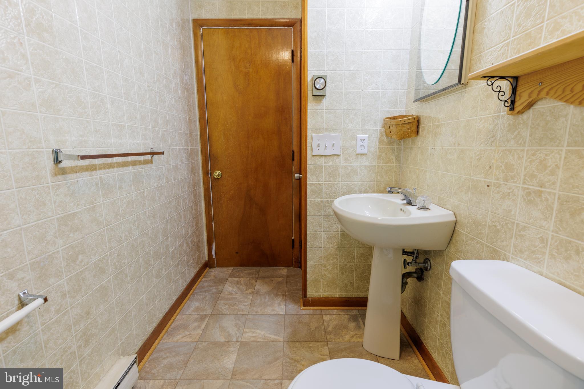 HAGERSTOWN - Residential