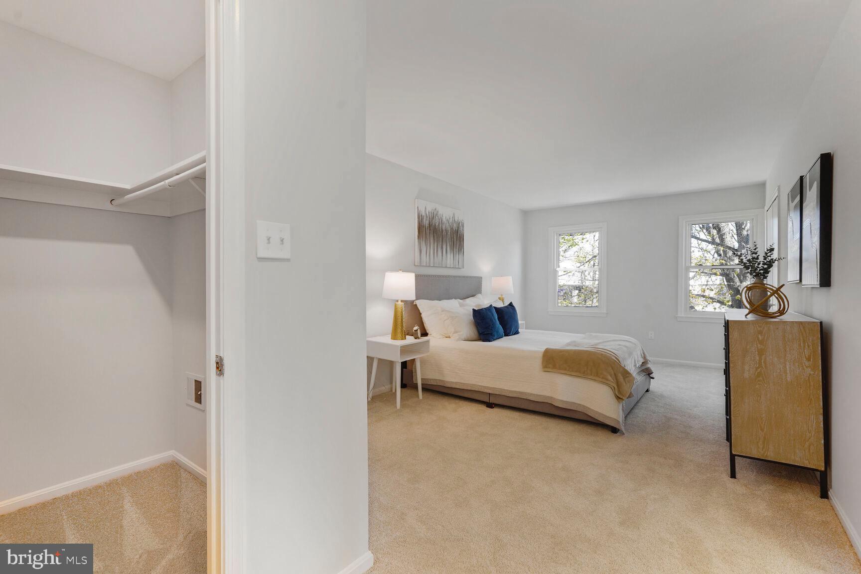 FOX MILL ESTATES 2ND ADD - Residential