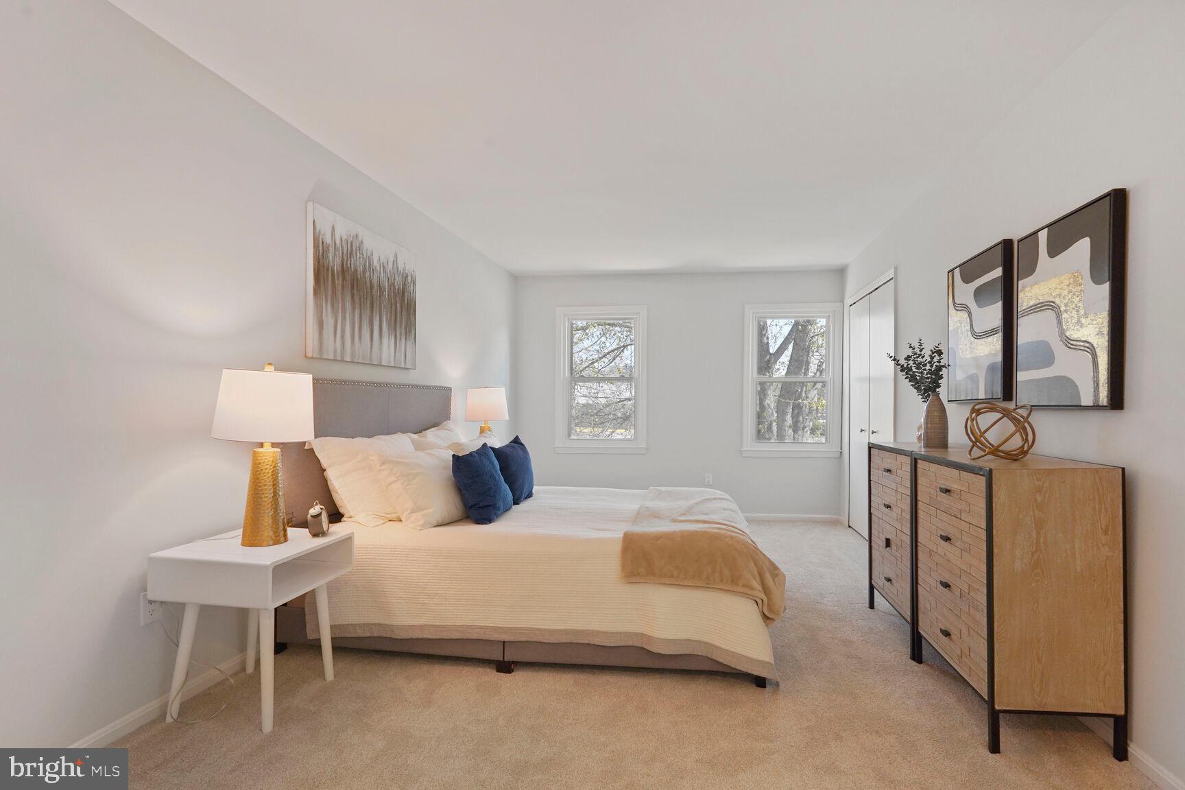 FOX MILL ESTATES 2ND ADD - Residential