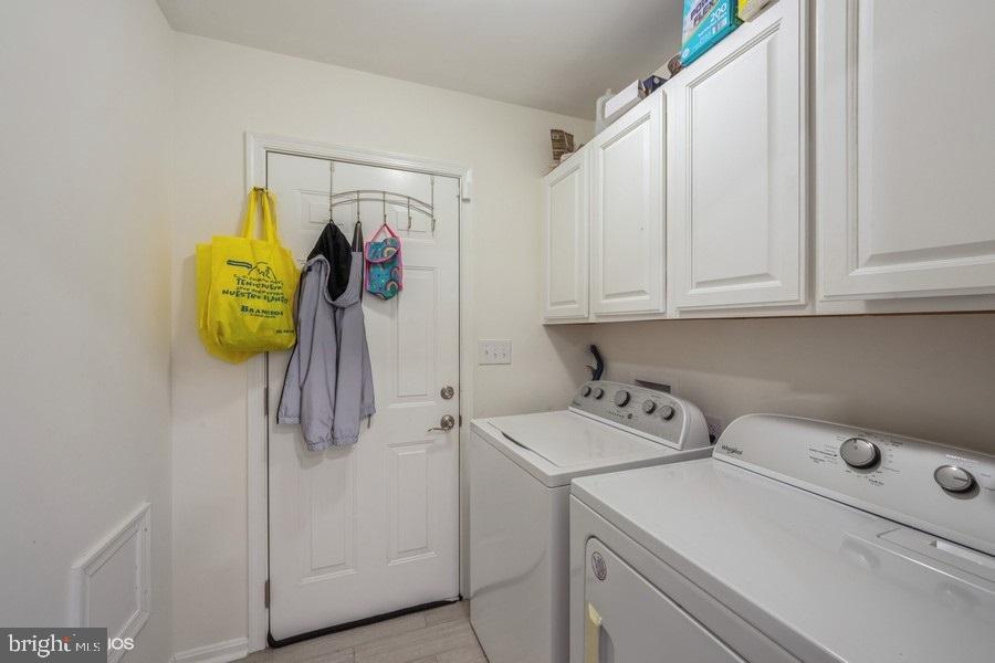 WHITE COVE - Residential