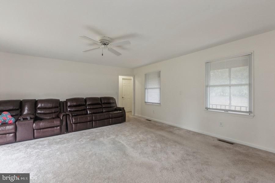 WHITE COVE - Residential