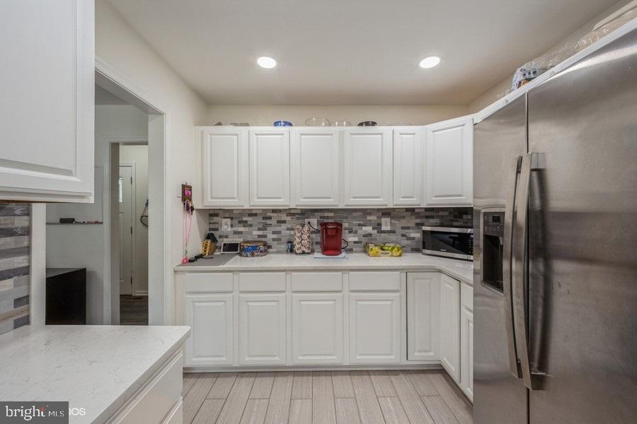 WHITE COVE - Residential