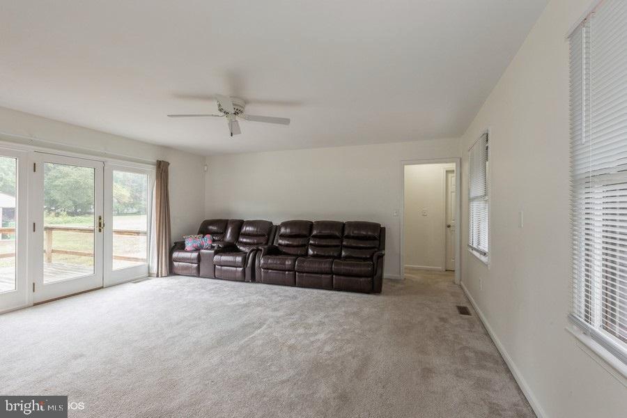 WHITE COVE - Residential