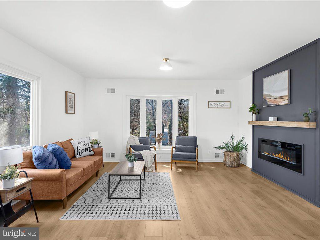 LENNOX PARK - Residential