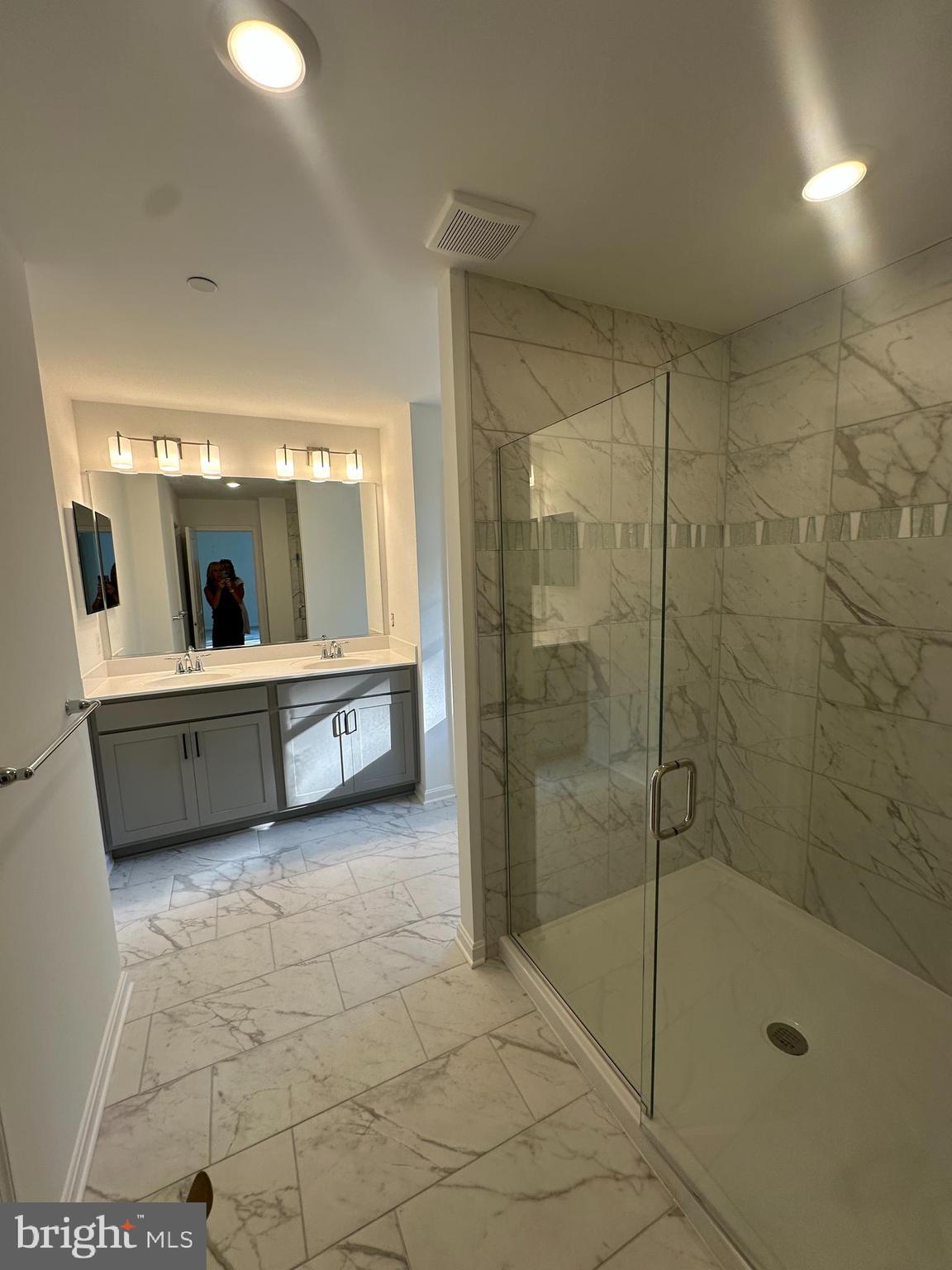 TRIMBLE MEADOWS - Residential