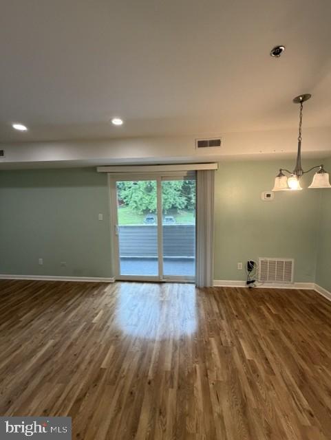 1121 GOVERNOR CIRCLE