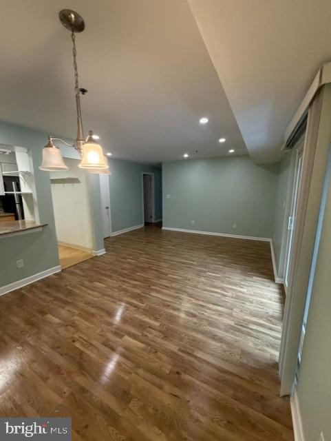 1121 GOVERNOR CIRCLE
