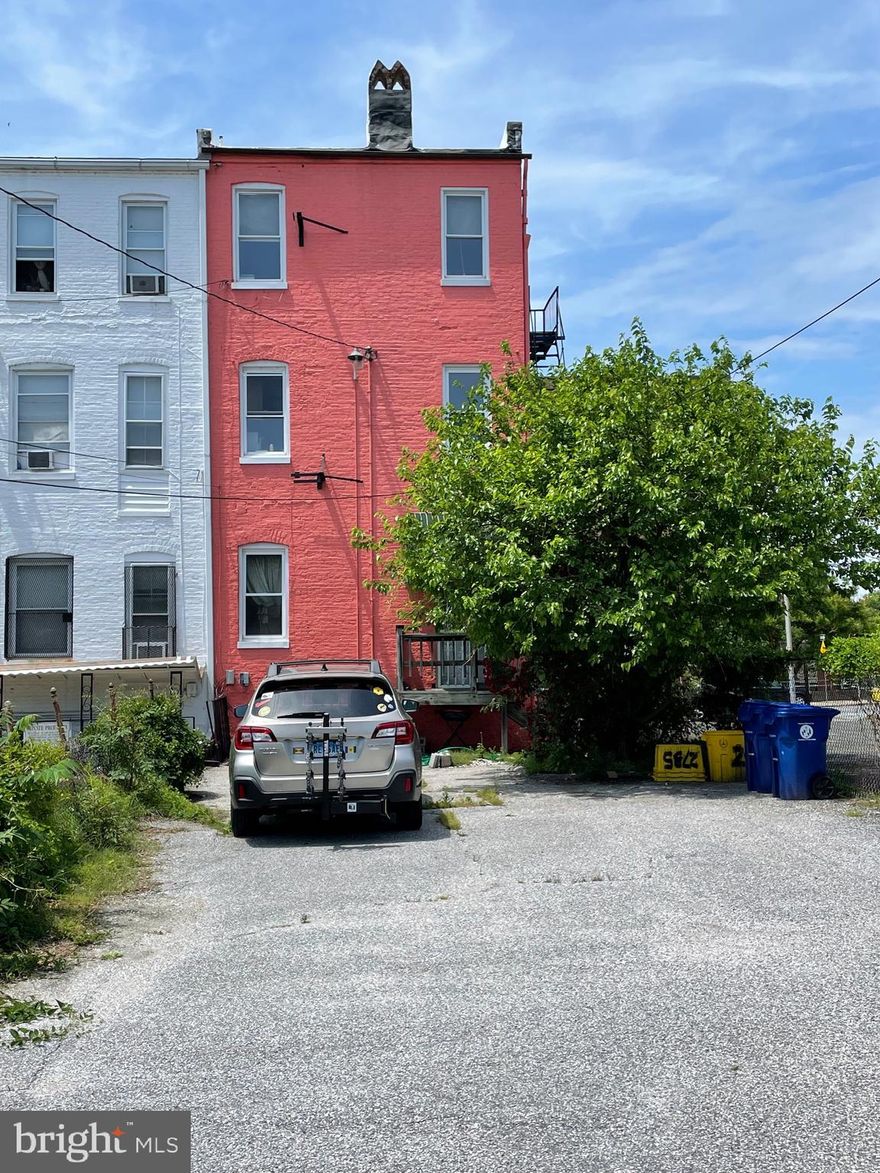 3rd floor flat in Charles Village end of group townhouse offers gleaming hardwood floors, 12 windows, 4 rooms plus kitchen & bath - over 1100 sq ft of living space. Convenient to Penn Station, JHU Homewood campus, Union Memorial Hospital, Baltimore Museum of Art, Wyman Park Dell, Waverly Farmers Market, R House, restaurants, shopping and cafes. 1 block to JHU Shuttle. Bike storage and coin operated laundry in basement. Parking space available $75/month. *Owner is a Maryland licensed realtor.*