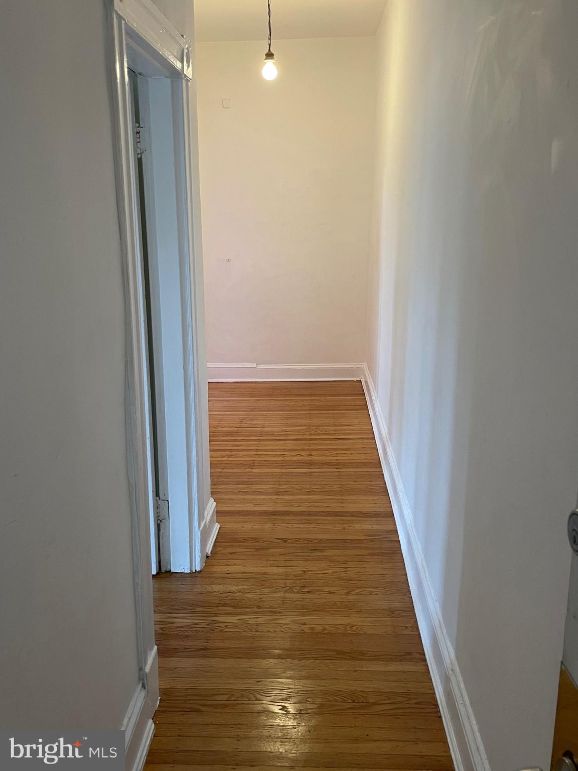 CHARLES VILLAGE - Residential Lease