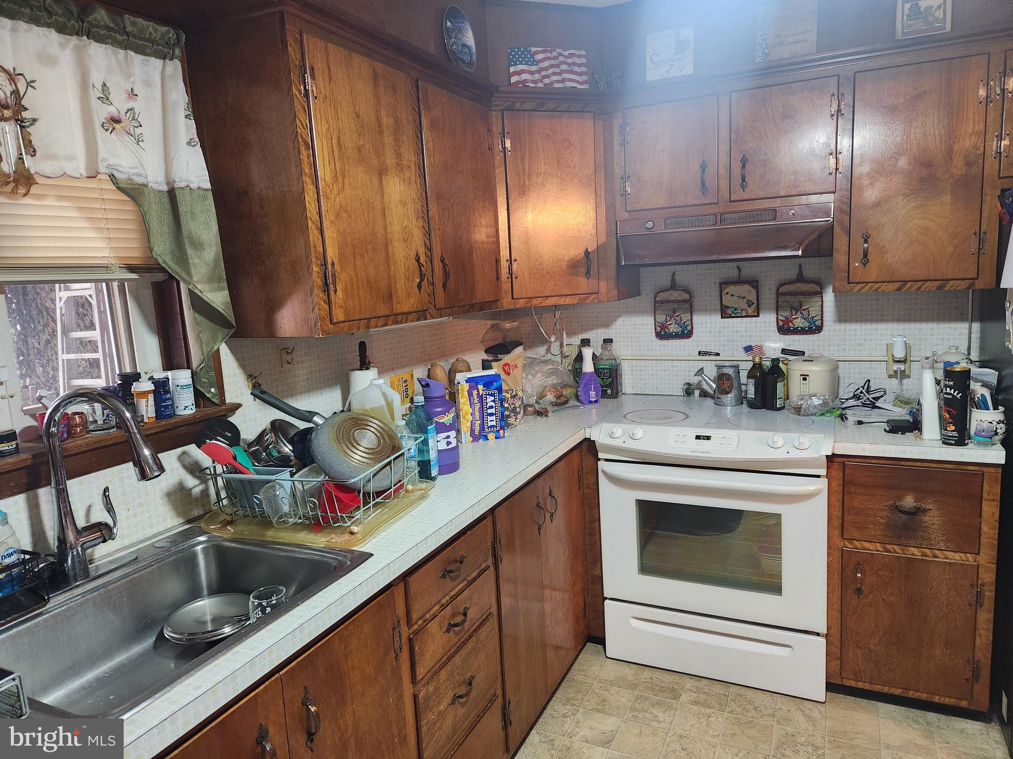 236 LOCUST STREET