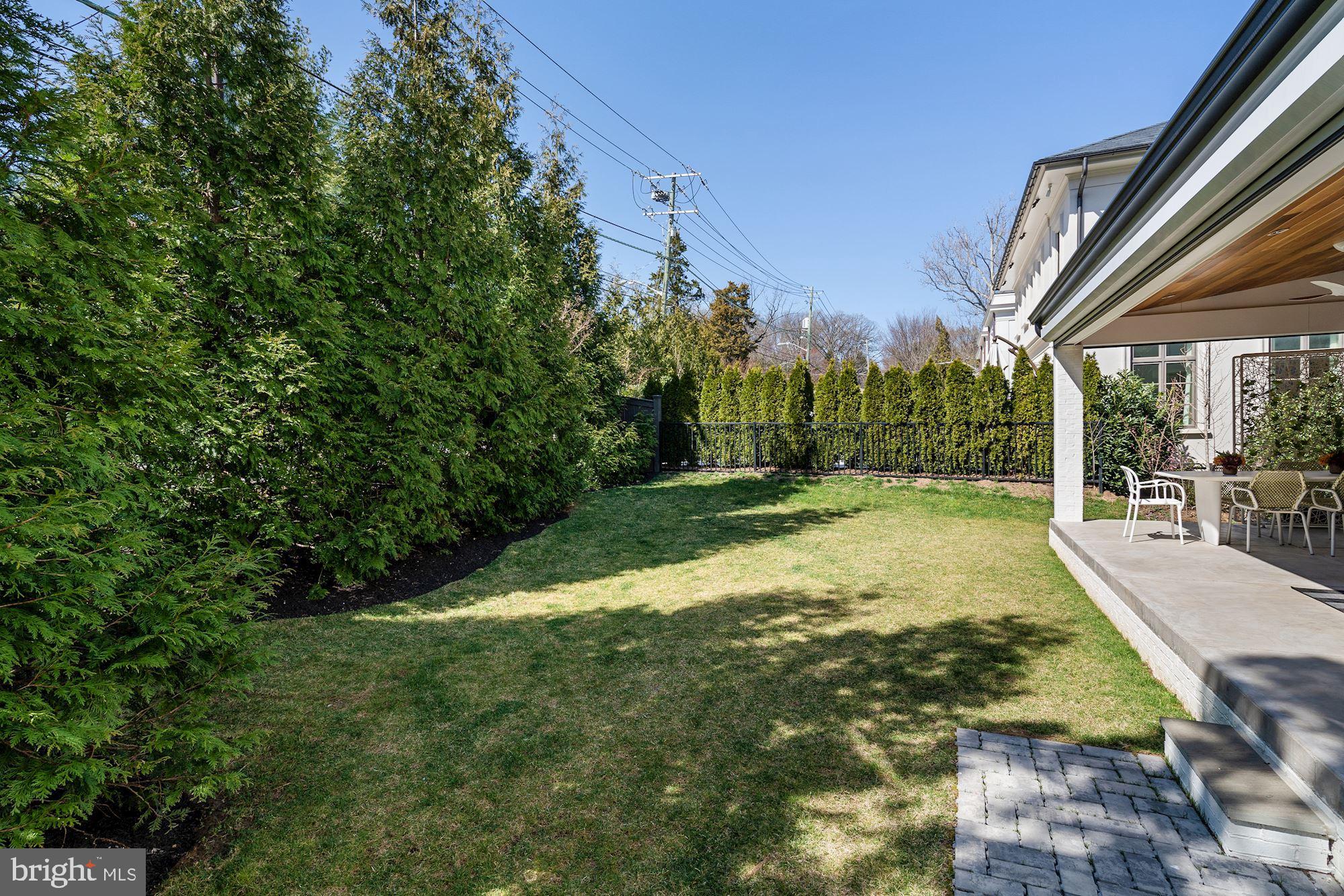 PHILLIPS PARK - Residential