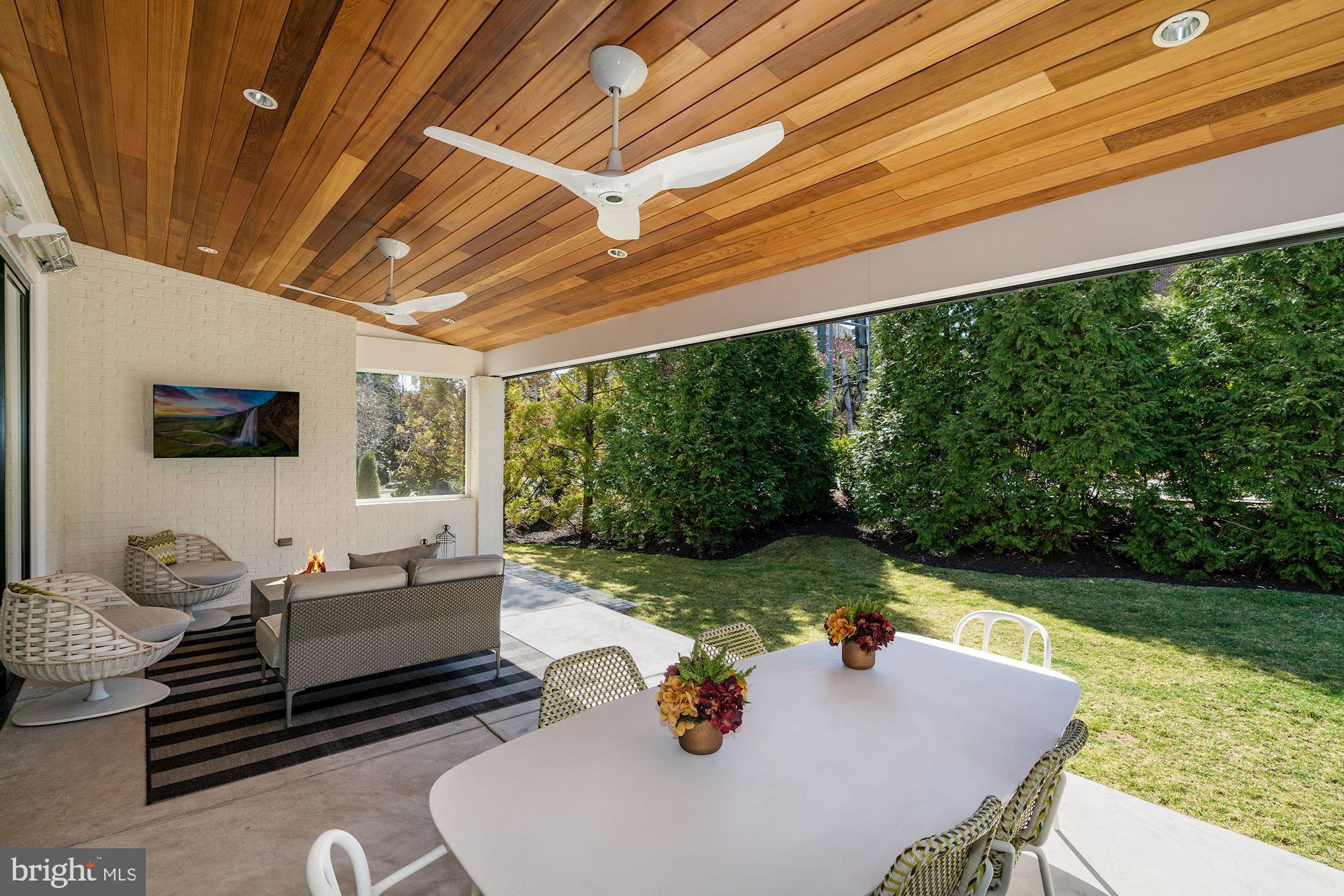 PHILLIPS PARK - Residential