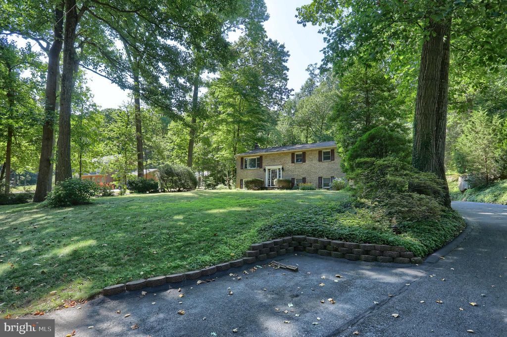 Photo of 5958 Bossler Road, Elizabethtown, PA 17022 (MLS # PALA2053610)