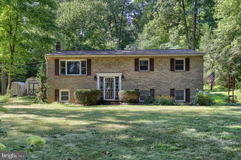 Photo of 5958 Bossler Road, Elizabethtown, PA 17022 (MLS # PALA2053610)