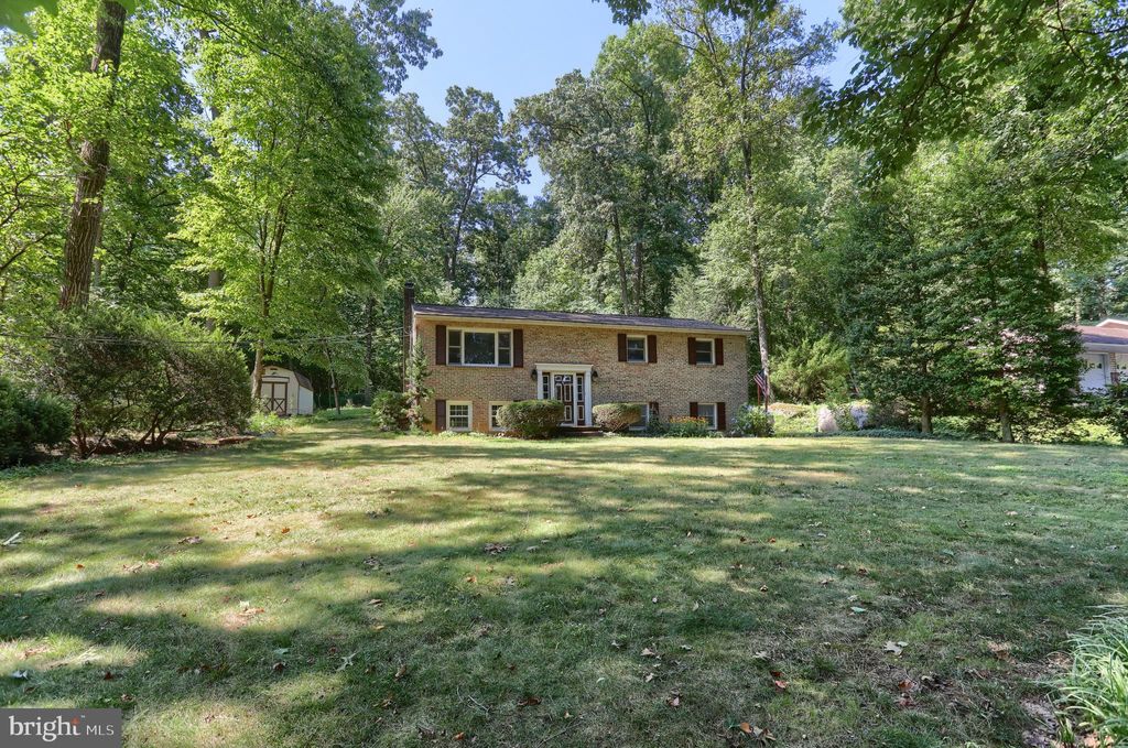 Photo of 5958 Bossler Road, Elizabethtown, PA 17022 (MLS # PALA2053610)