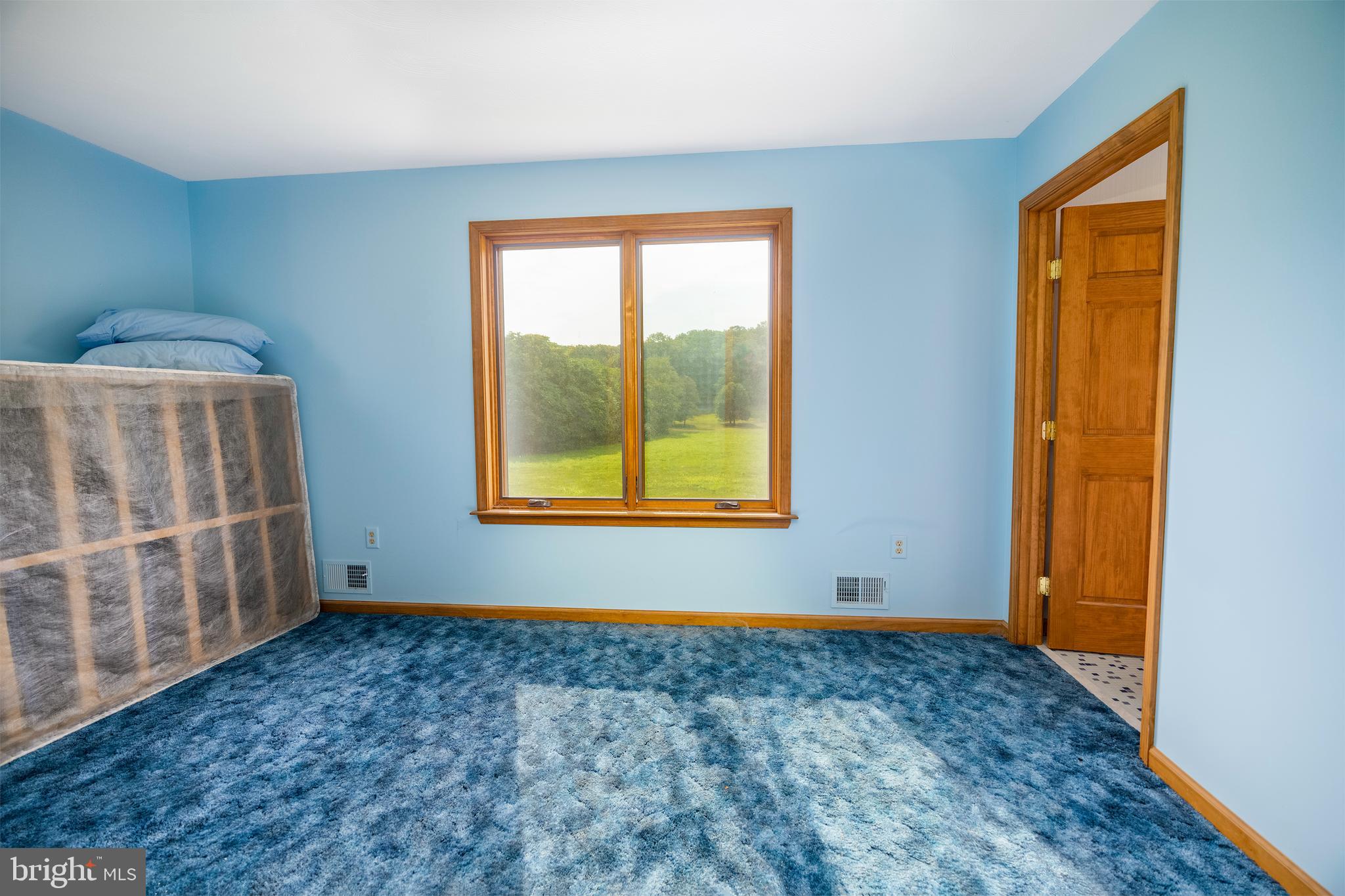 WINDSOR FARMS - Residential