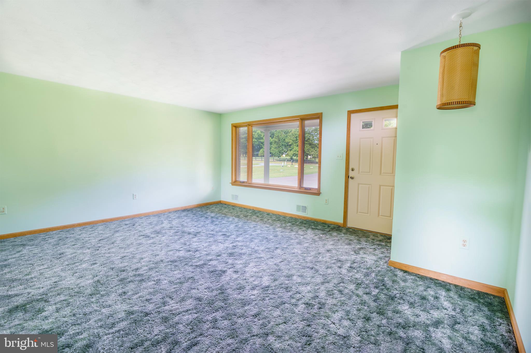 WINDSOR FARMS - Residential