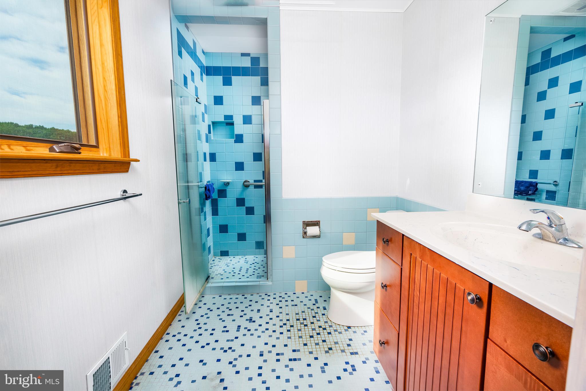 WINDSOR FARMS - Residential