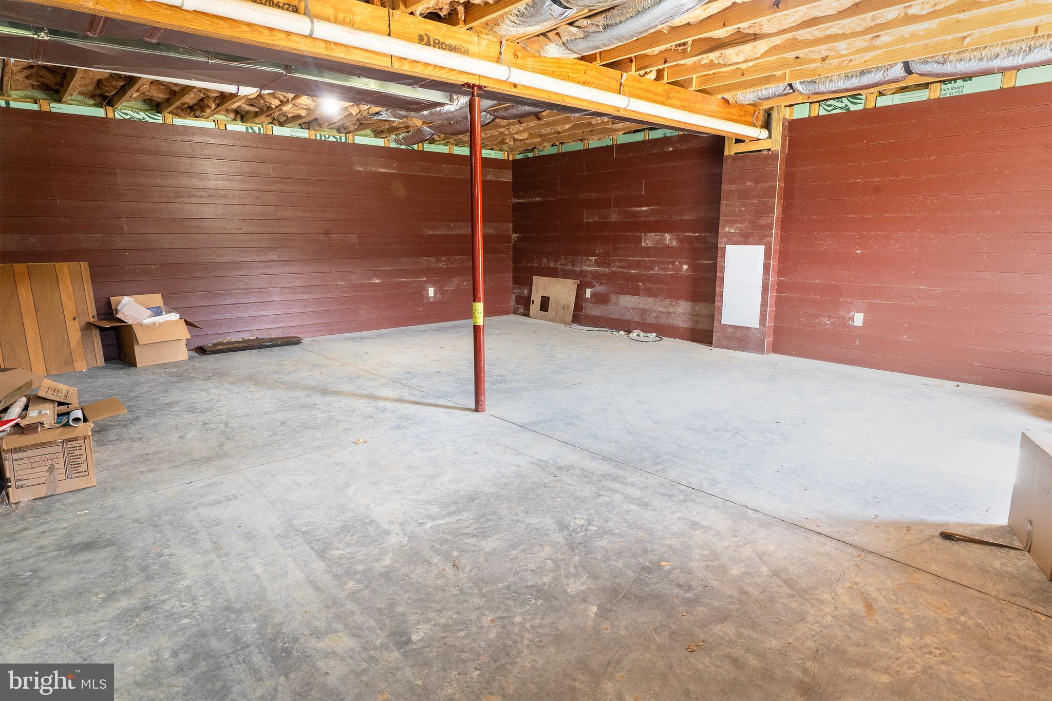 WINDSOR FARMS - Residential