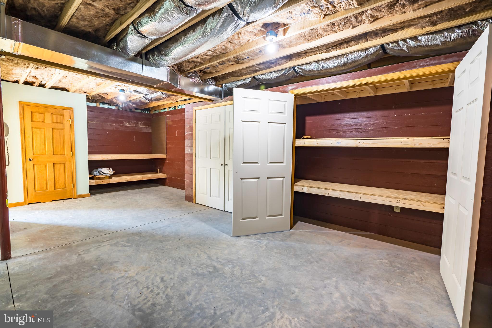 WINDSOR FARMS - Residential