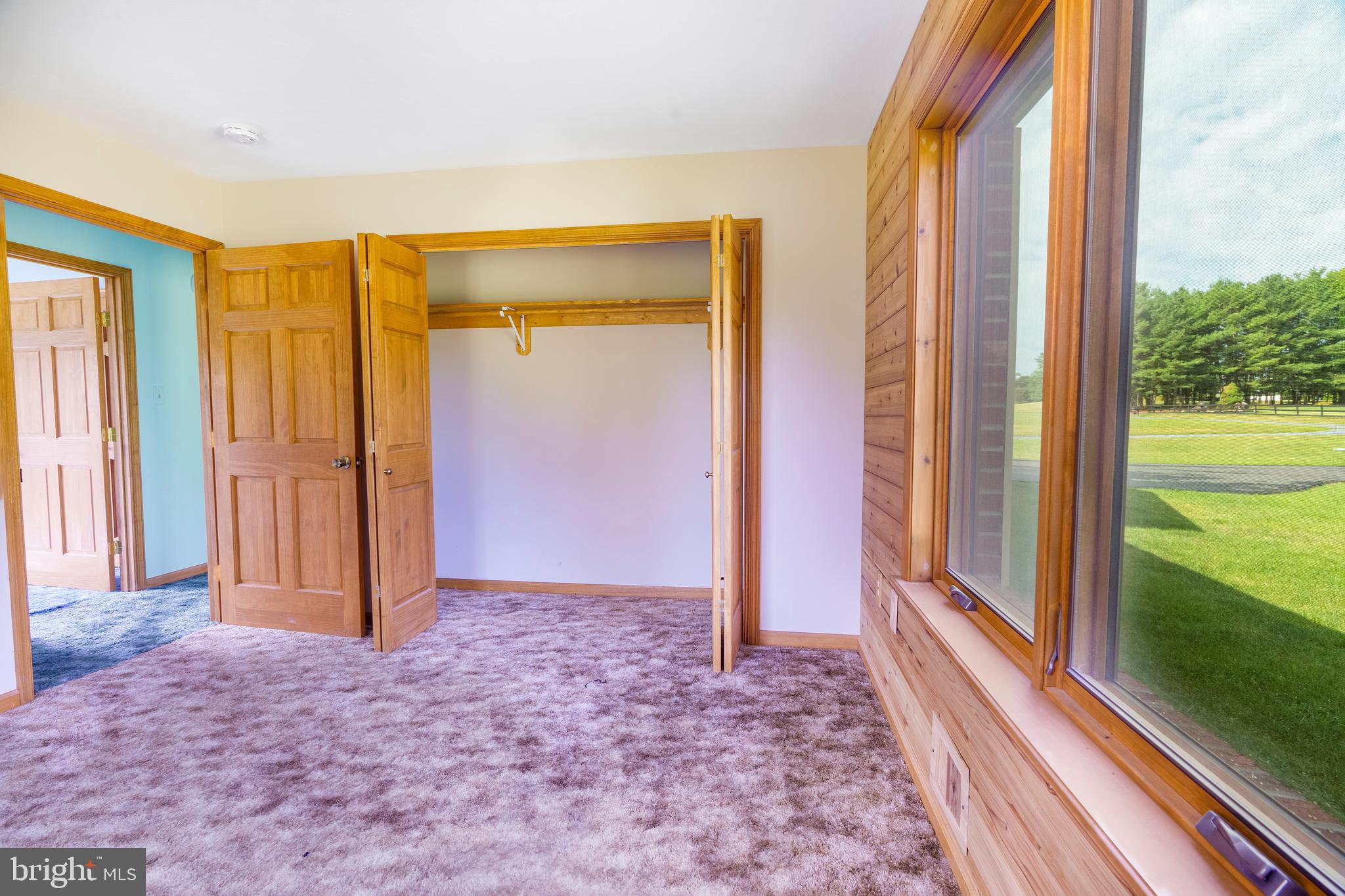 WINDSOR FARMS - Residential