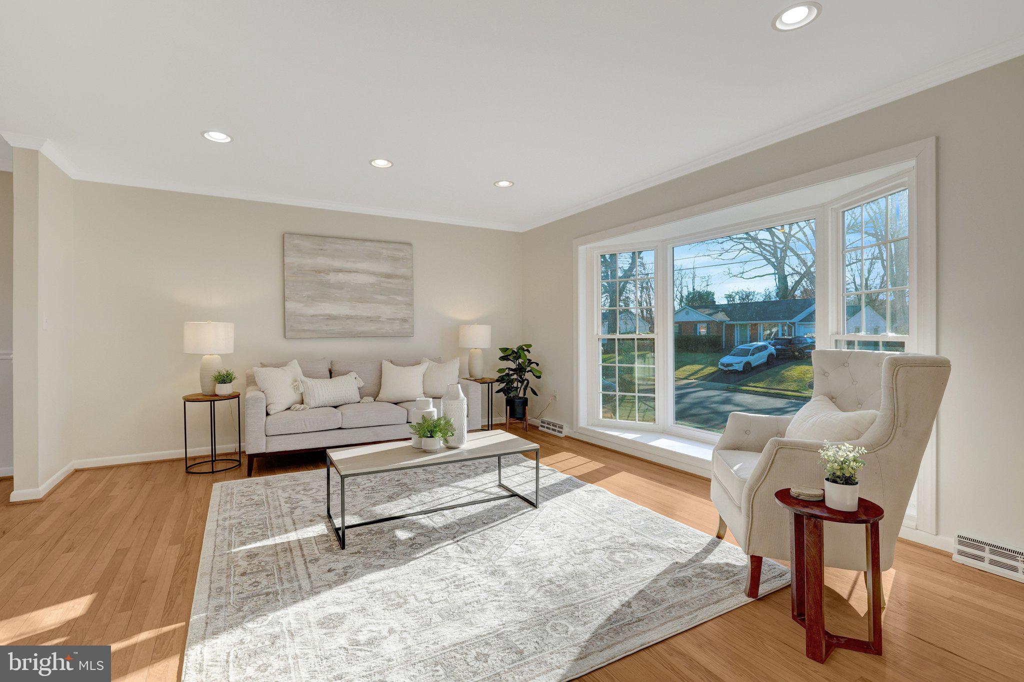 EASTBRIAR - Residential