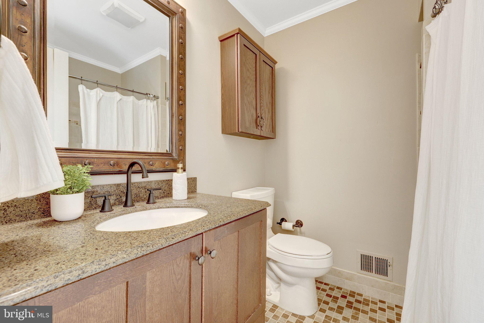 EASTBRIAR - Residential