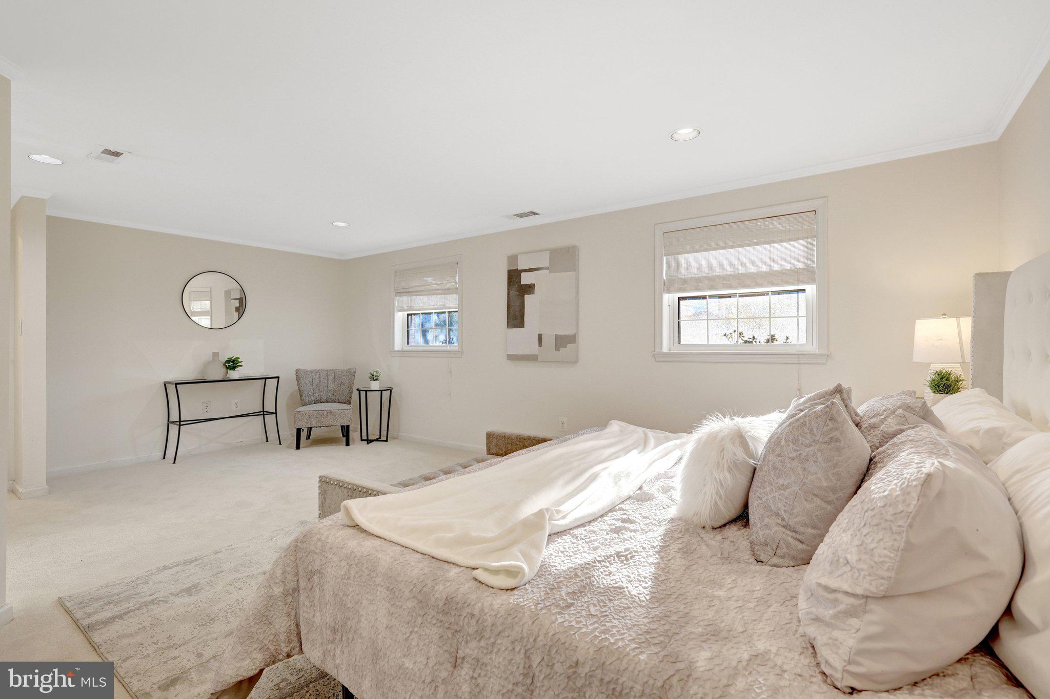 EASTBRIAR - Residential