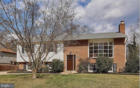 307 VALEVIEW COURT NW VIENNA VA 22180