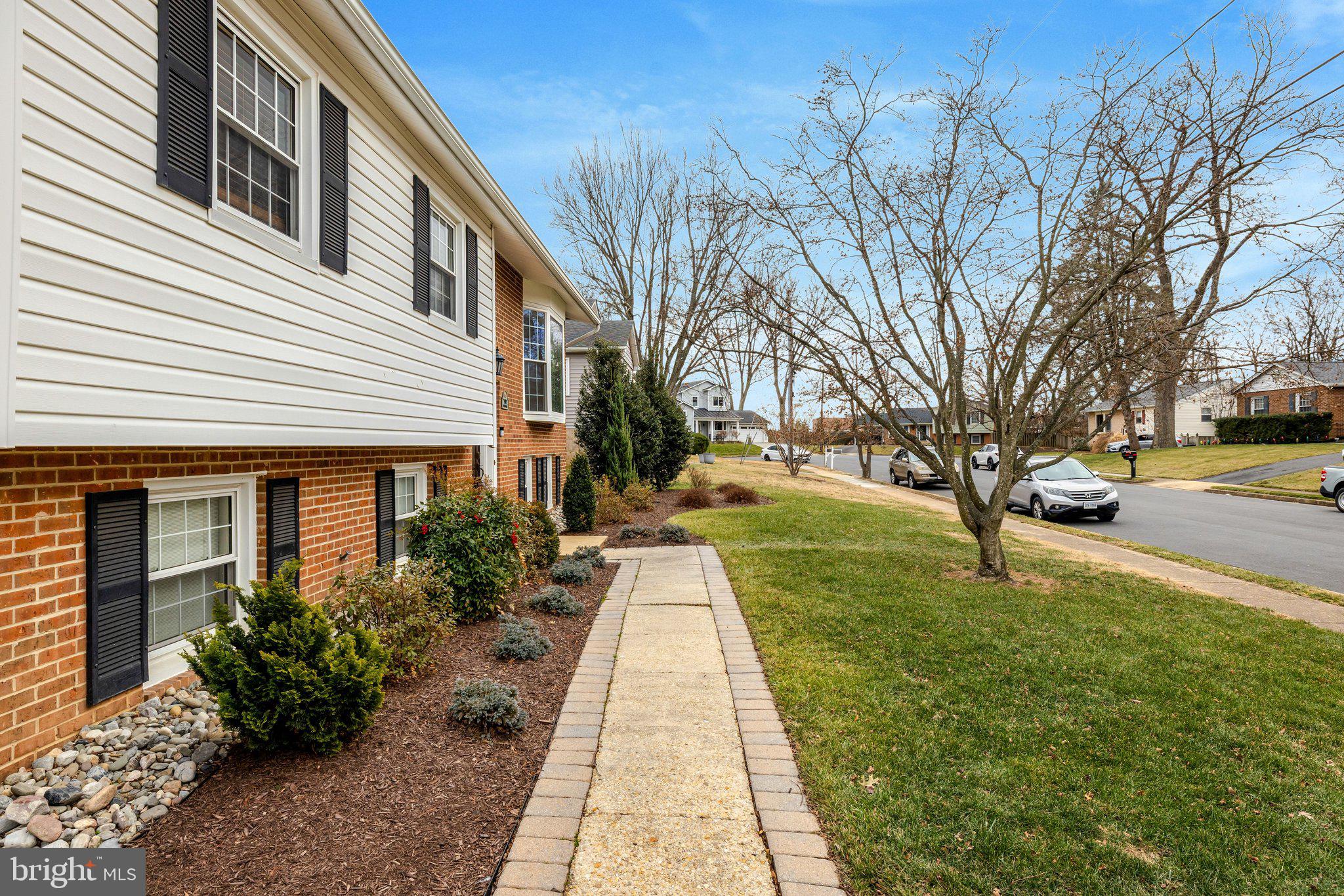 EASTBRIAR - Residential