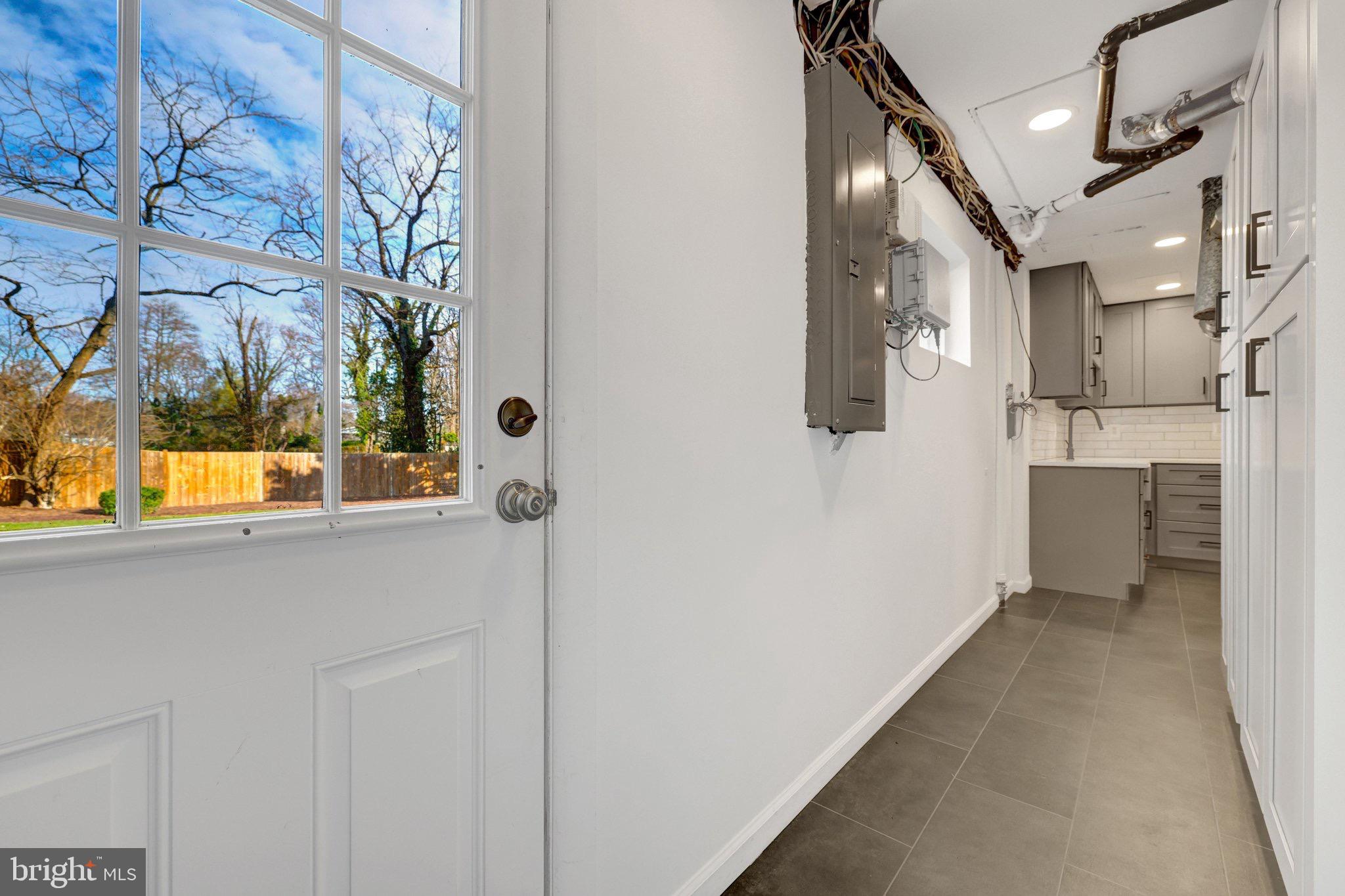 EASTBRIAR - Residential