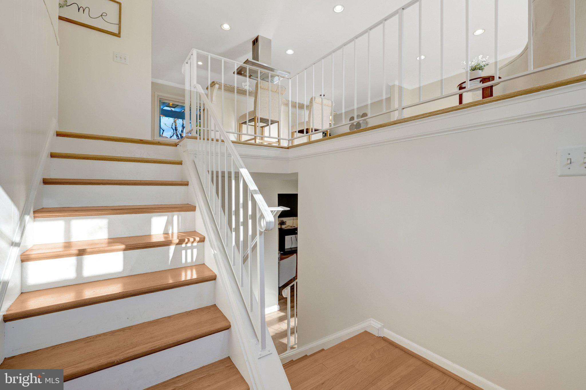 EASTBRIAR - Residential