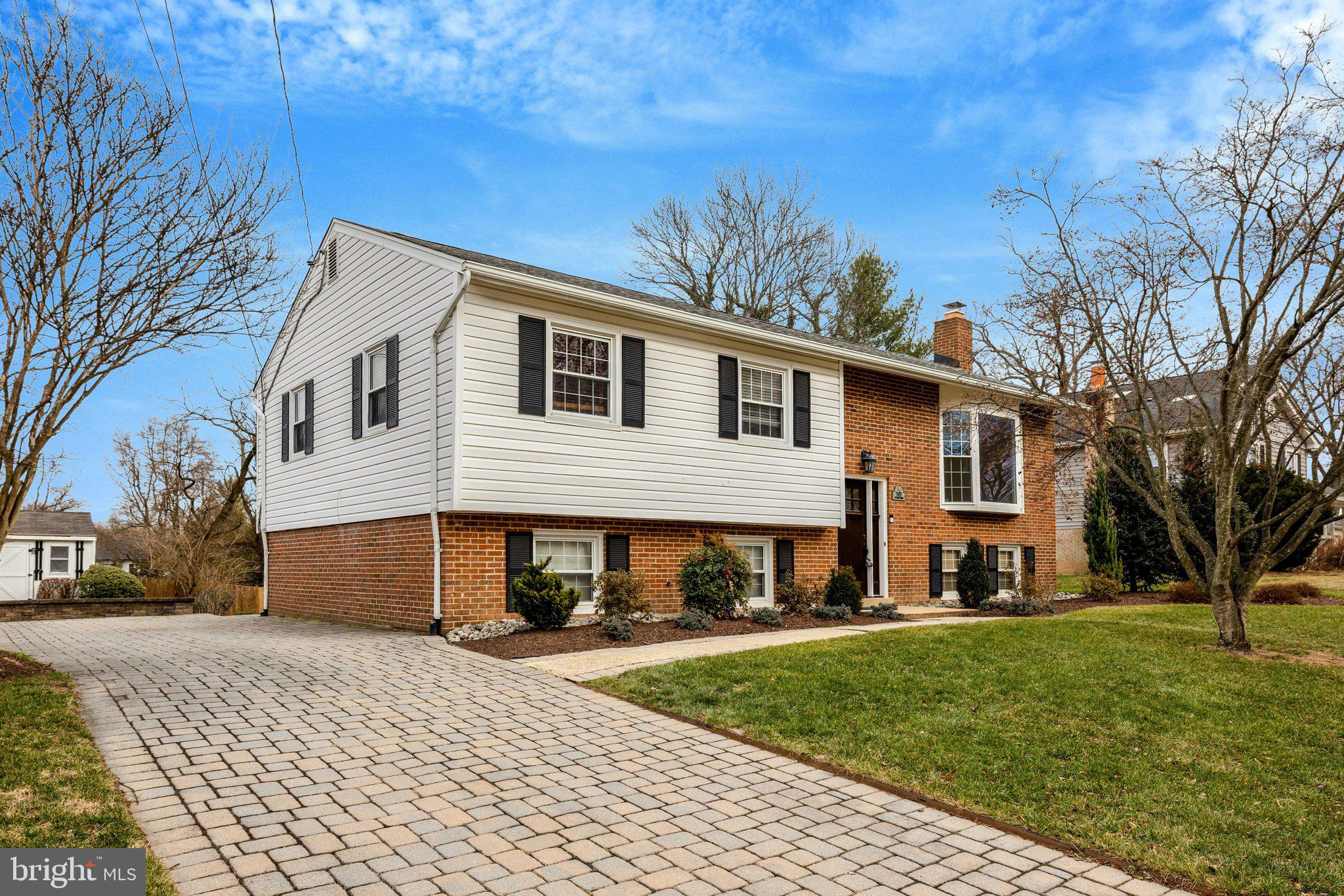 EASTBRIAR - Residential