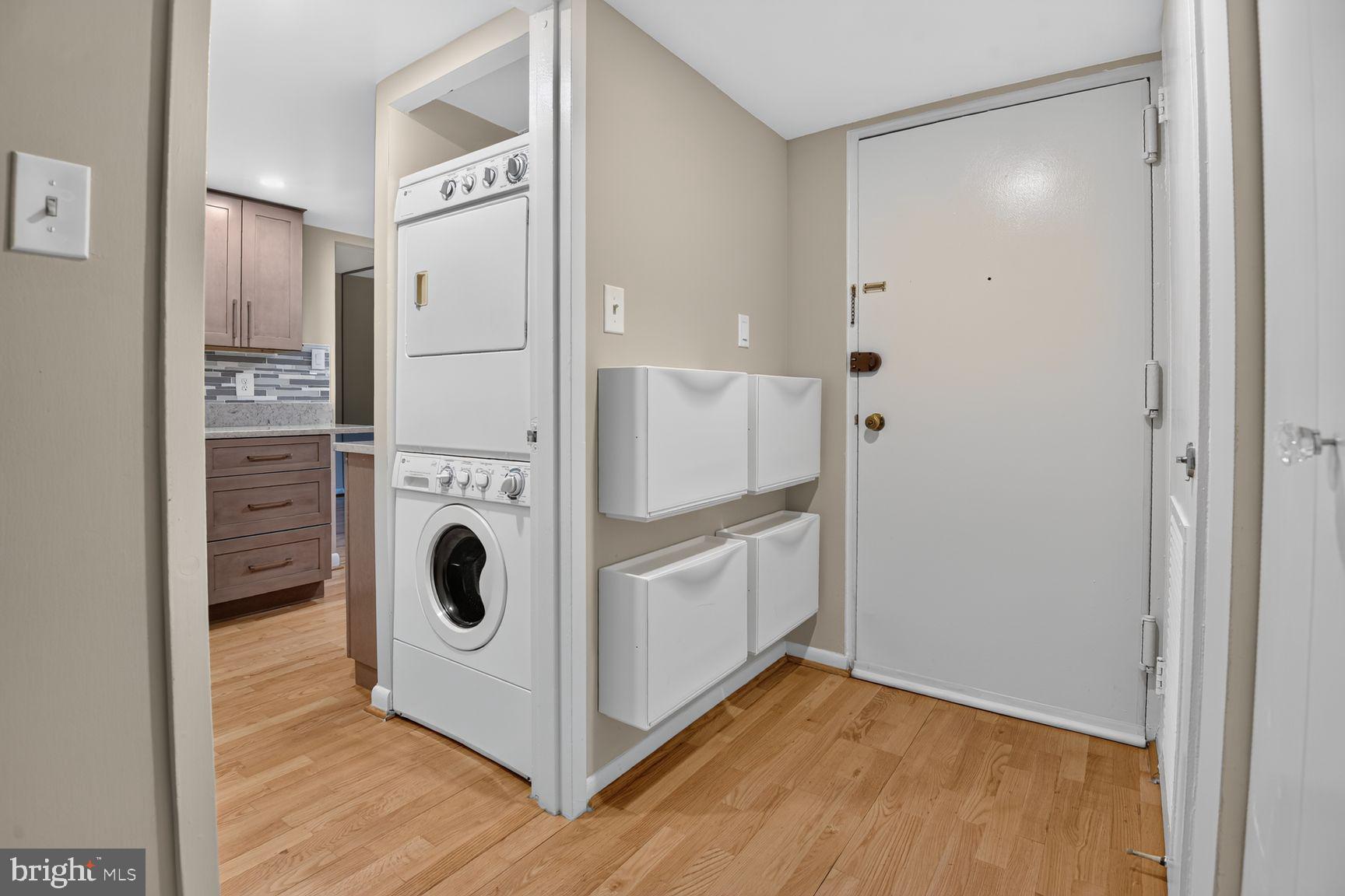 1534 NORTHGATE SQUARE 11C