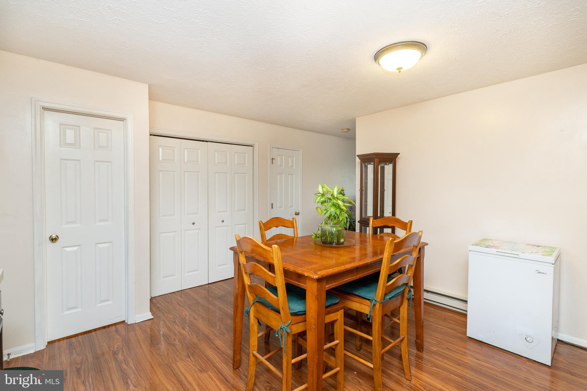 FREDERICKTOWNE TOWNHOUSE - Residential