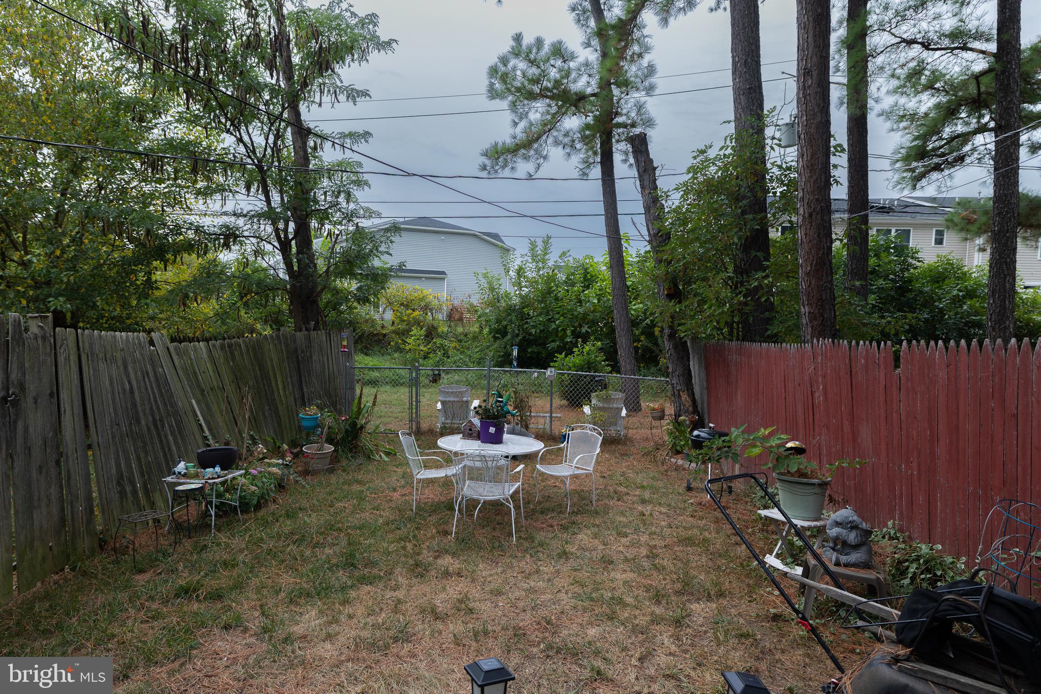 FREDERICKTOWNE TOWNHOUSE - Residential