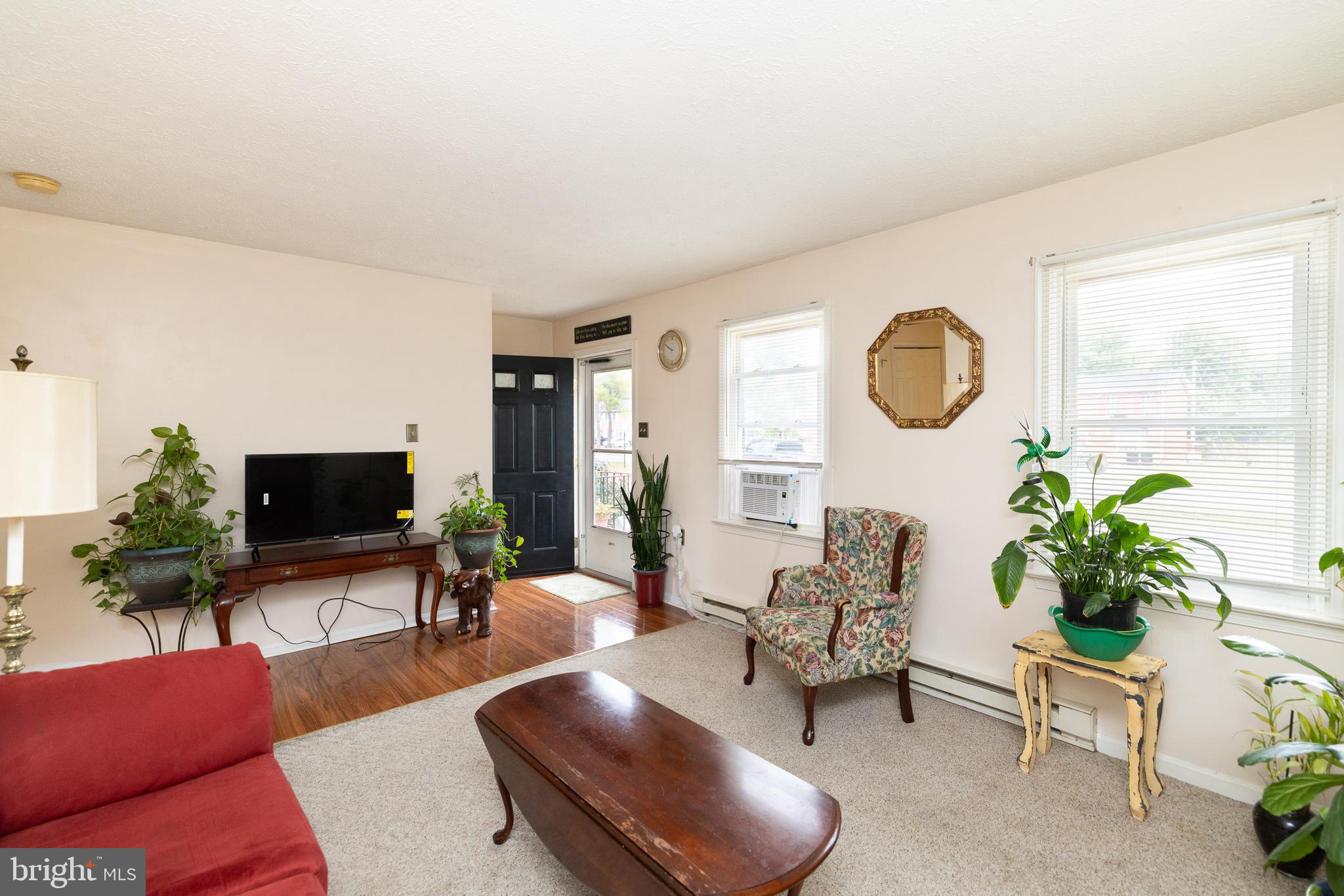 FREDERICKTOWNE TOWNHOUSE - Residential