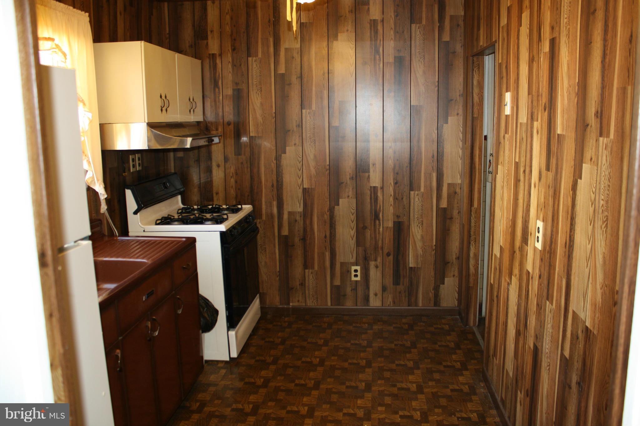 EASTERN TERRACE - Residential