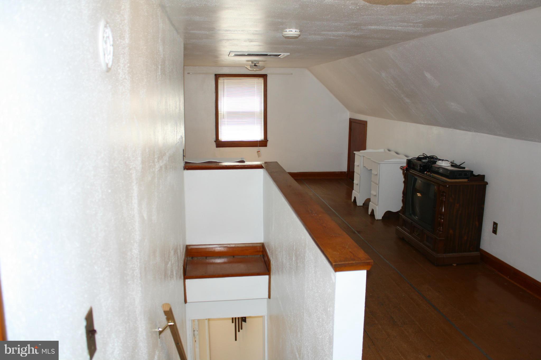 EASTERN TERRACE - Residential