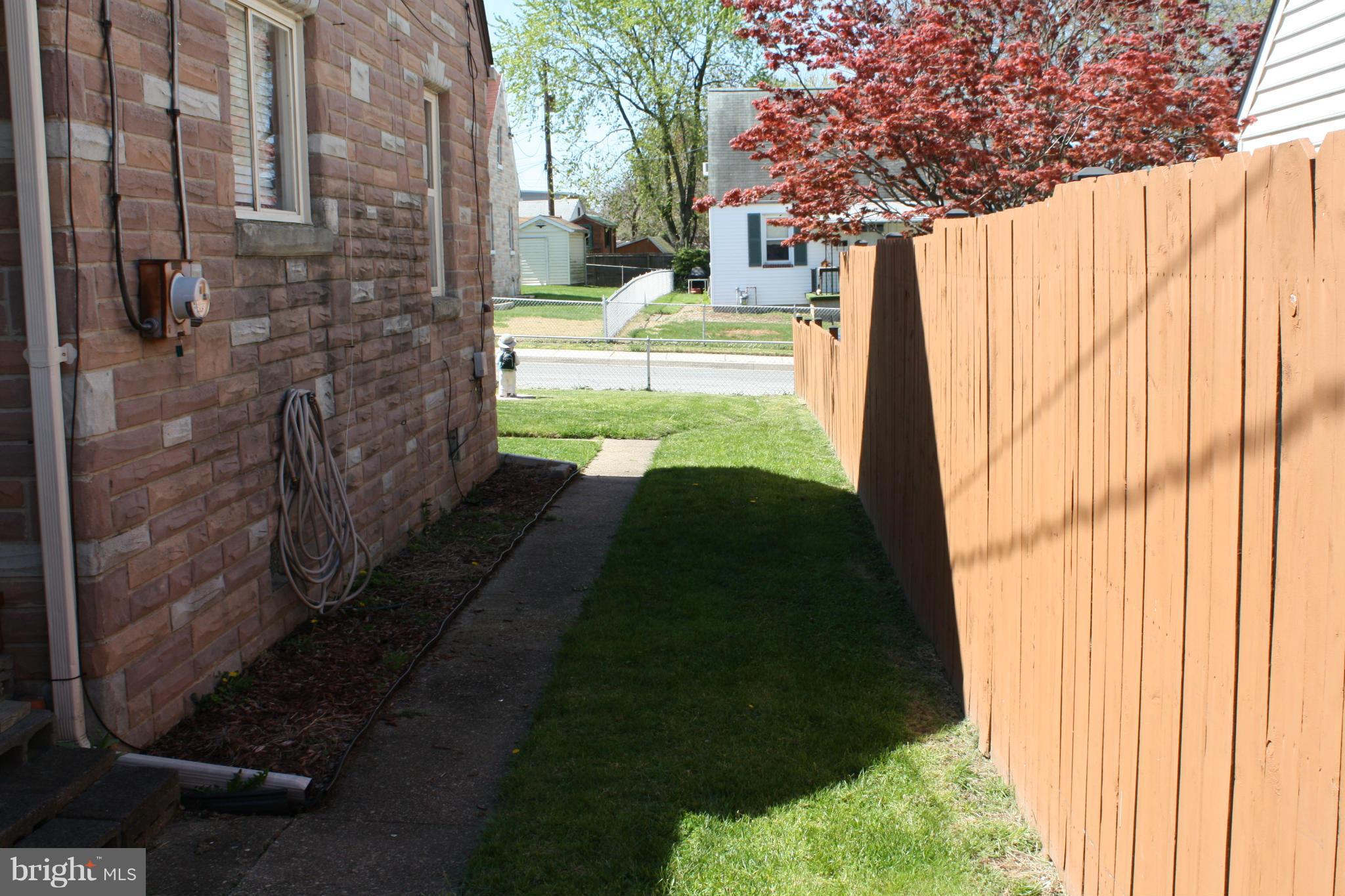 EASTERN TERRACE - Residential