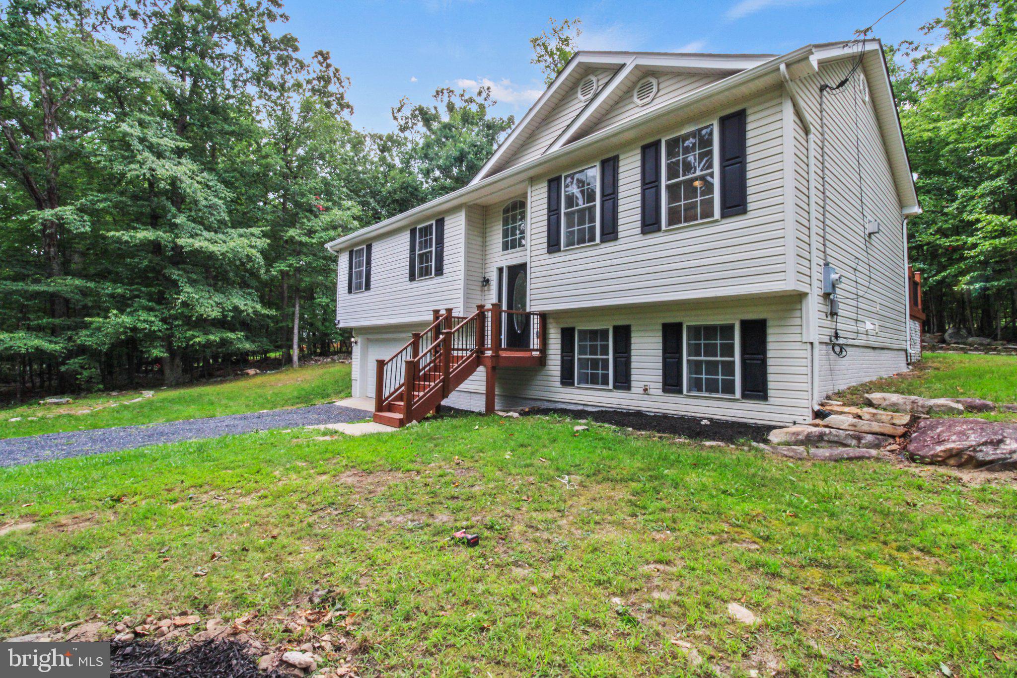 423 PANTHER DRIVE